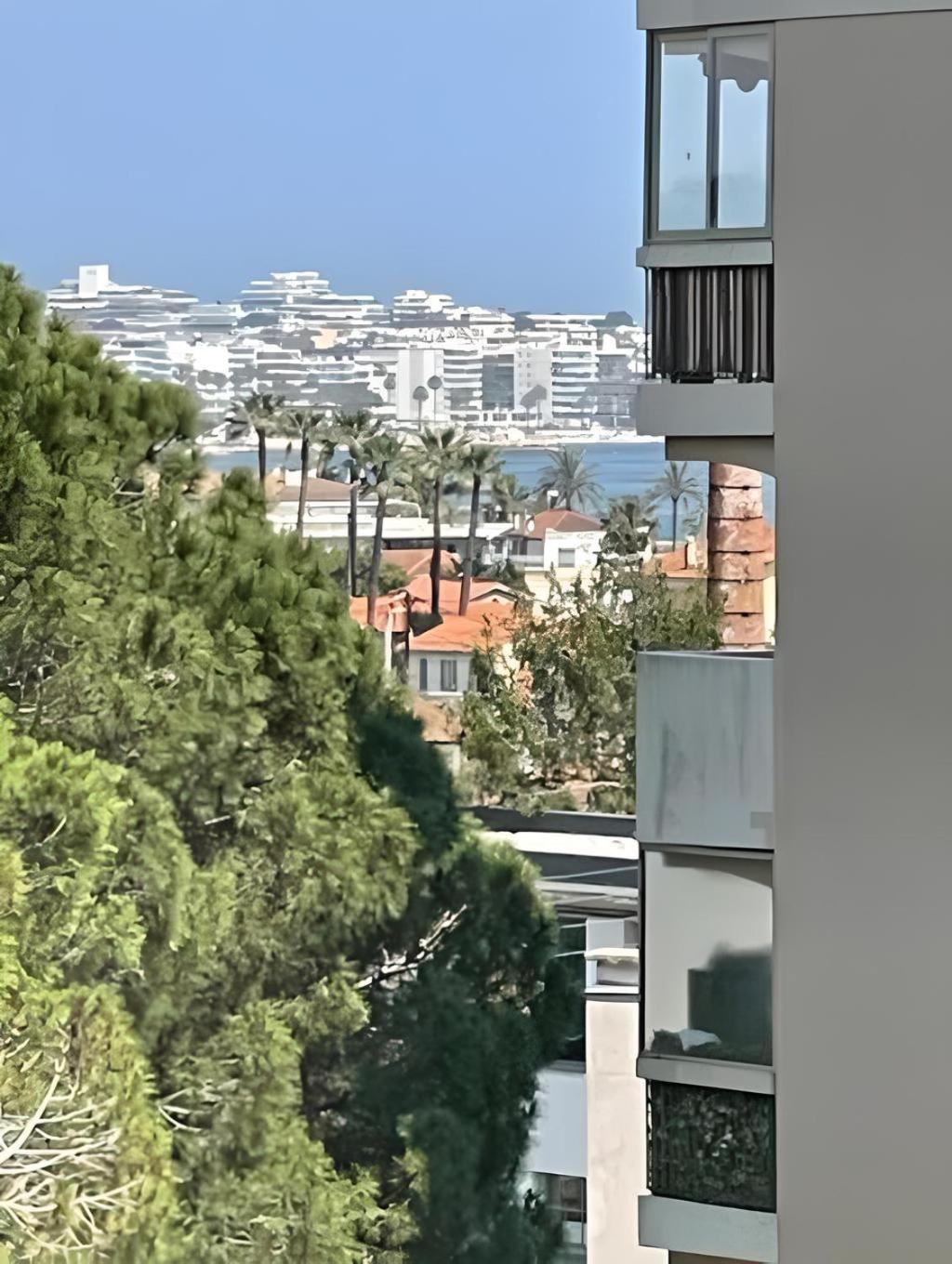 Elegant 2pieces Piscinevue Parking Apartment